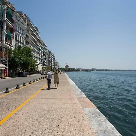 Spacious Unique Luxurious *