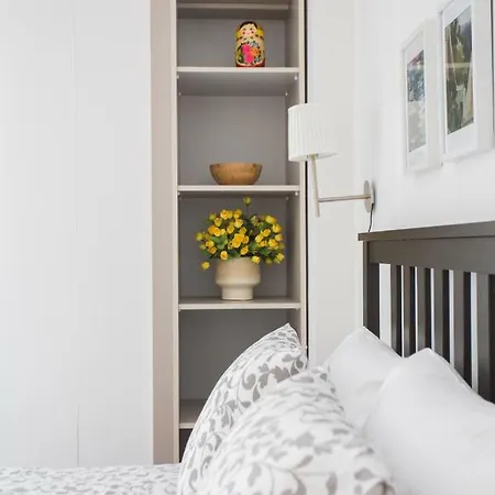 Spacious Unique Luxurious *