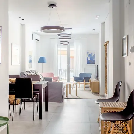 Spacious Unique Luxurious סלוניקי