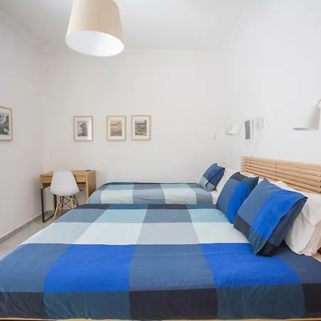 Spacious Unique Luxurious דירה