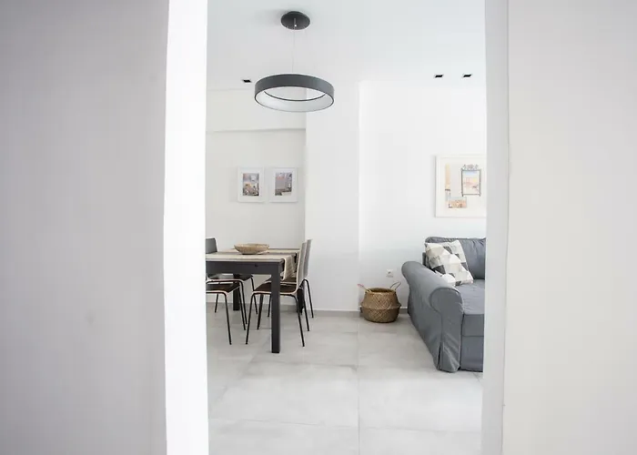 Spacious Unique Luxurious סלוניקי
