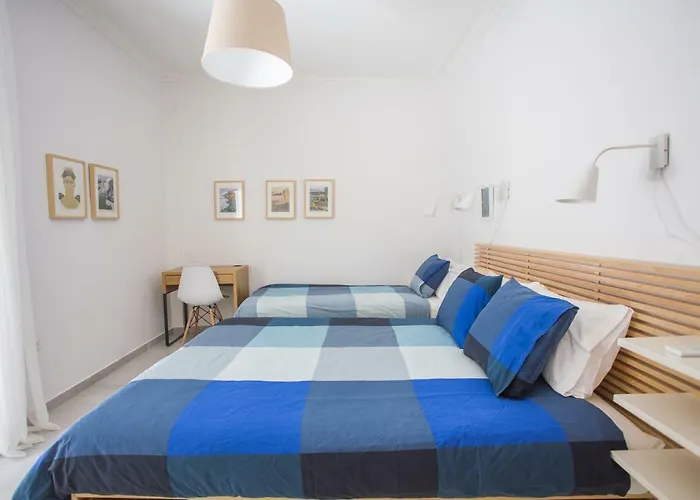 Spacious Unique Luxurious דירה